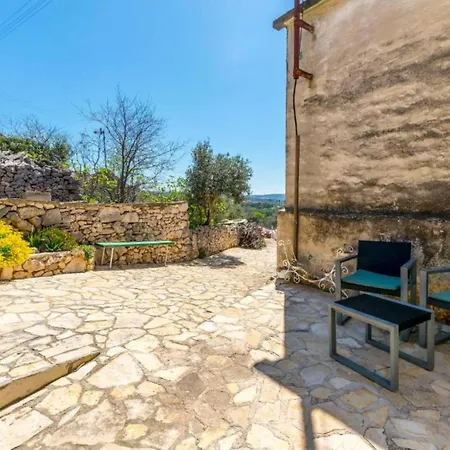 Kuzmino Casa de Férias Primošten